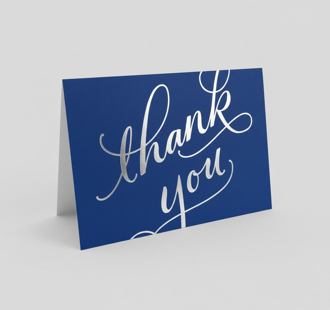 Färdiga begravnings tackkort präglat silver thank you 12st kort inklusive kuvert.