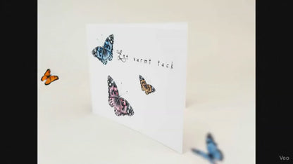 Färdiga begravnings tackkort med motiv av fjärilar i akvarell. 15 kort inklusive kuvert.